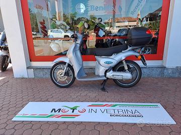 APRILIA SCARABEO 50 - 2011