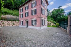 VILLA SINGOLA A MONTE SAN PIETRO