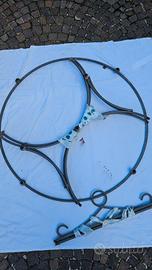 tavolo rotondo in ferro battuto