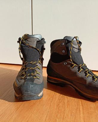 Scarponi La Sportiva Trango Tech Leather GTX 
