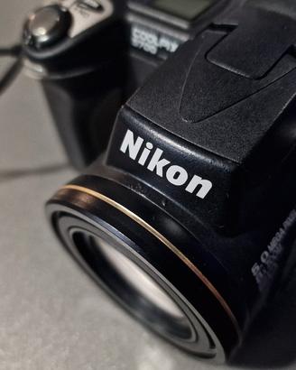 nikon Coolpix 5700 