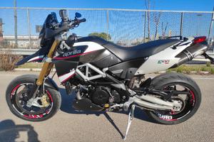 Aprilia Dorsoduro 1200