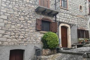Casa abitabile a 10 minuti da isernia