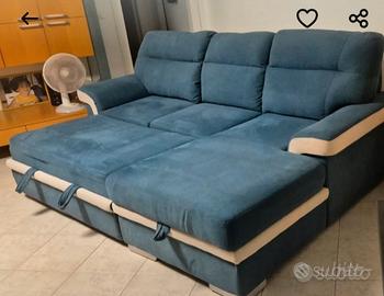 Divano moderno 