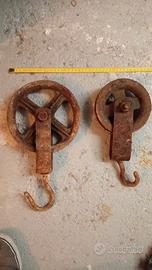 carrucole per edilizia, da muratore. 2 carrucole.