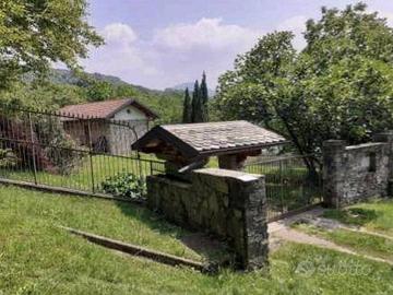 Immobile in asta di 1520 m² con 3 locali a Montegr