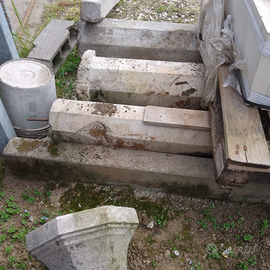 Colonne cemento, cornici e marcapiani