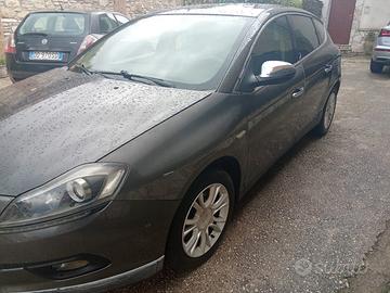 LANCIA Delta (2008-2015)