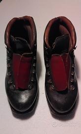 Scarponi  da sci vintage. 