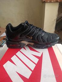 scarpe Nike TN varie misure 