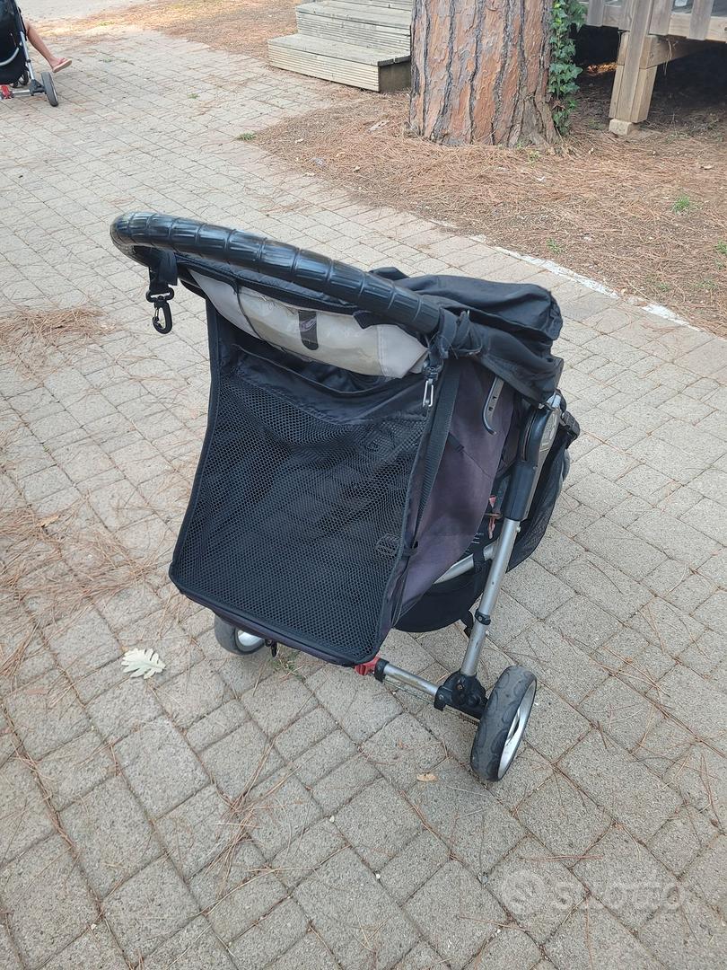 Passeggino leggero da aereo - Tutto per i bambini In vendita a Livorno