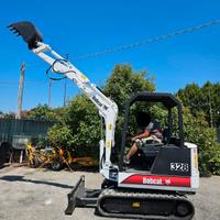 E249-Escavatore Bobcat 328 28 q