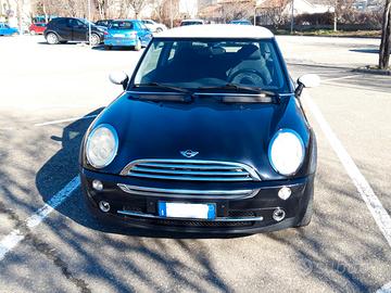 Mini 1.6 One De Luxe