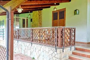 Prestigiosa villa vicinò aeroporto