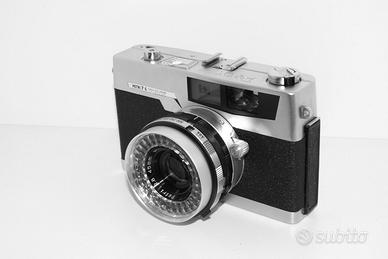 Fotocamera a telemetro Petri 7S