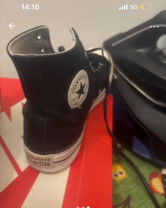 Scarpe converse in pelle