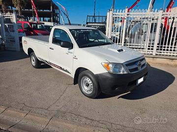Toyota Hilux 2.5 D-4D 2WD 2p. Pick-up