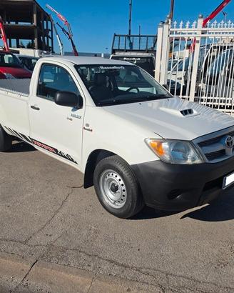 Toyota Hilux 2.5 D-4D 2WD 2p. Pick-up