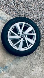 4 Cerchi Audi Q2+Gomme Invernali Michelin215/55R17