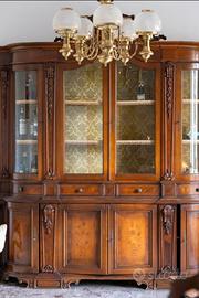 Credenza classica in stile barocco