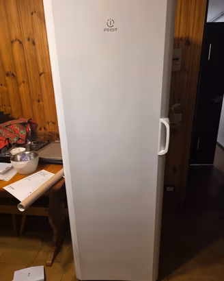colonna frizzer indesit