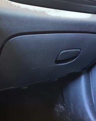 Cassetto portaoggetti RENAULT CLIO del 2018