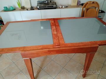 tavolo allungabile in cristallo