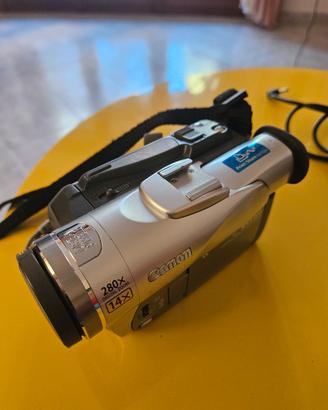 videocamera Canon mvx200