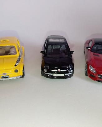Lotto Burago 2 Fiat 500 + Mercedes AMG GT 1/43