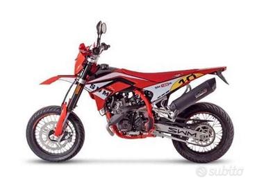 Swm SM 125 R REBORN CON SCARICO GPR MOTARD E5+ MY 