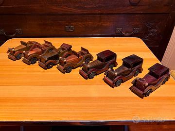 Lotto 7 automobiline in legno