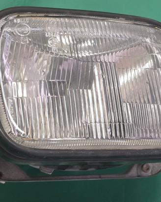 Faro Anteriore Guzzi 850 T5