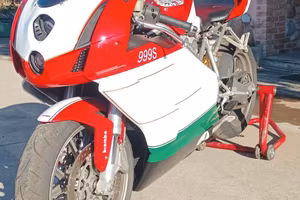 Ducati 749