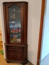 credenza angolare