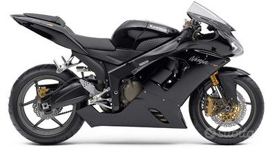 Ricambi nuovi kawasaki , contattatemi per foto
