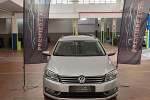VW Passat Variant 2.0 tdi highline DSG  140cv