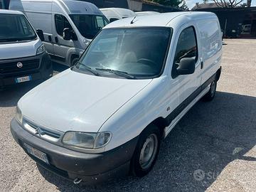 Furgone citroen berlingo doblo