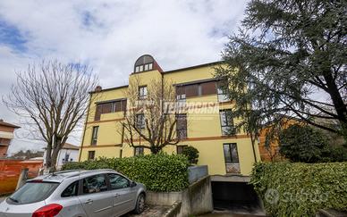 Appartamento a Reggio nell'Emilia 4 locali