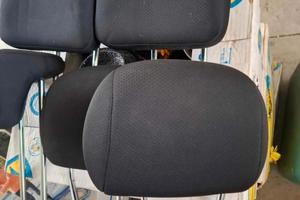 5 poggia testa di una sukuzi ignis del 2008, 2 ant