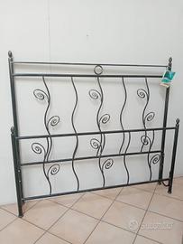 Letto da 140 in ferro battuto. Cosatto