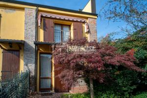 BILOCALE SU DUE LIVELLI CON GIARDINO