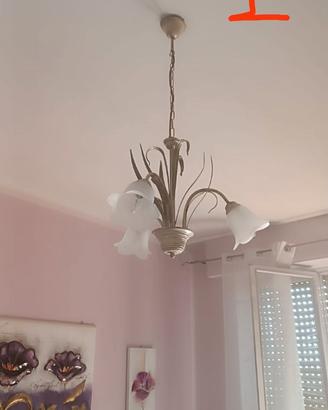 Lampadario in ferro battuto