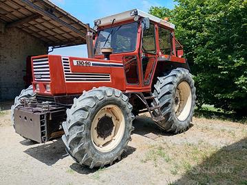 Trattore agricolo Fiat 130/90
