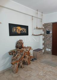 Quadrivani con terrazzo e giardino R14508