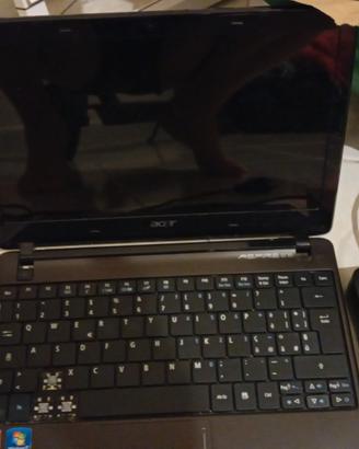 portatile acer aspire one  13 pollici
