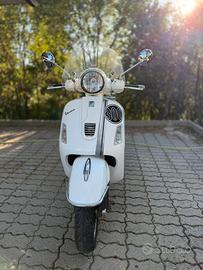 Vespa 300 gts ie