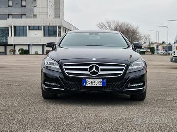 Mercedes cls shooting brake 204cv turbo diesel