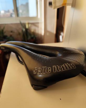 Selle Italia Novus Endurance superflow 