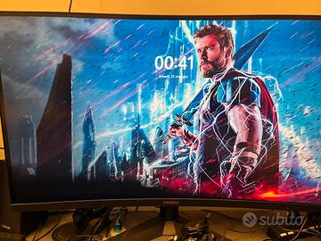 2 monitor da gaming (leggermente trattabile)