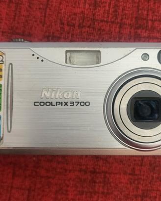Nikon coolpix 3700